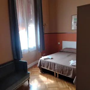 Palace '700 And Bed & Breakfast